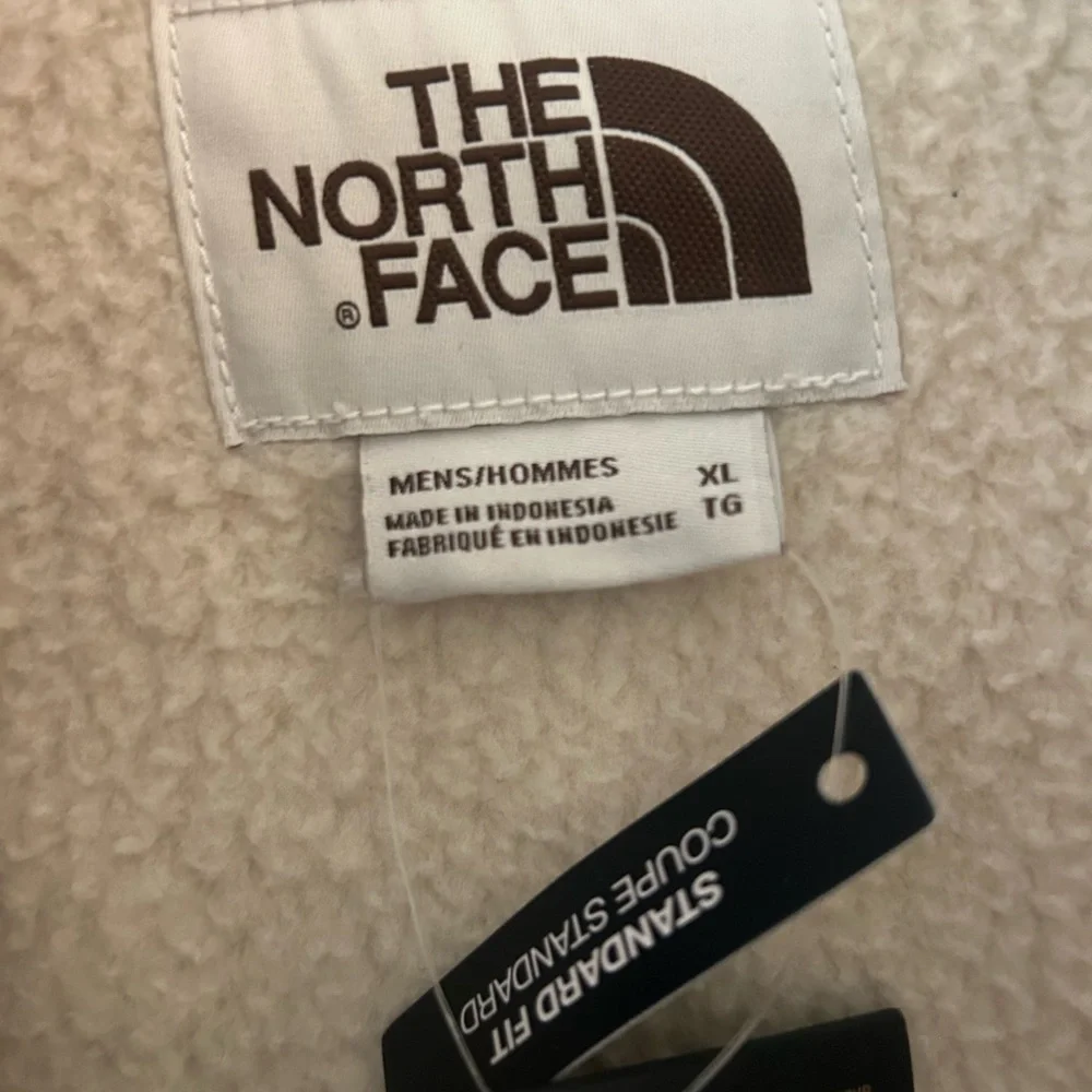 The North Face lightweight button